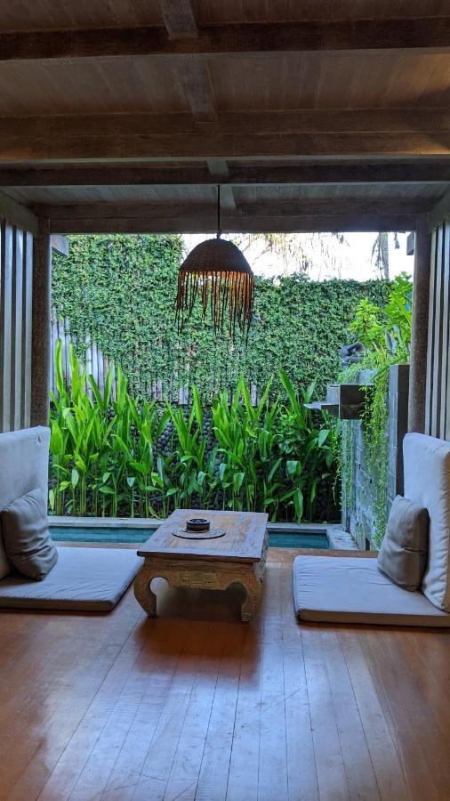 Villa Made East Seminyak Exteriör bild